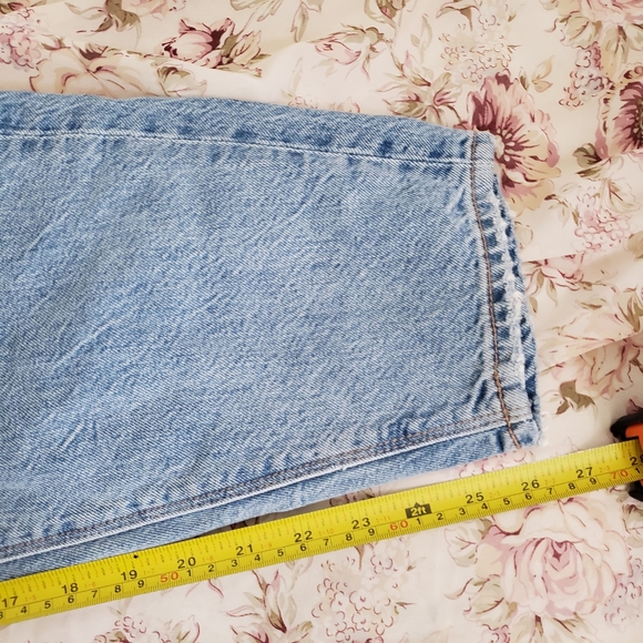 American Eagle AE Ripped distressed High Rise Mom Jeans  Loose 4 - Picture 12 of 15